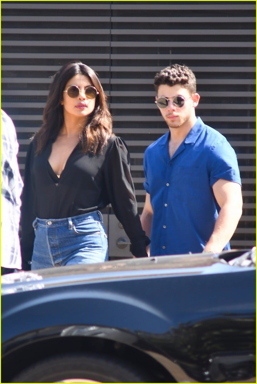 Newly Engaged Nick Jonas And Priyanka Chopra Go Out To Eat Together At