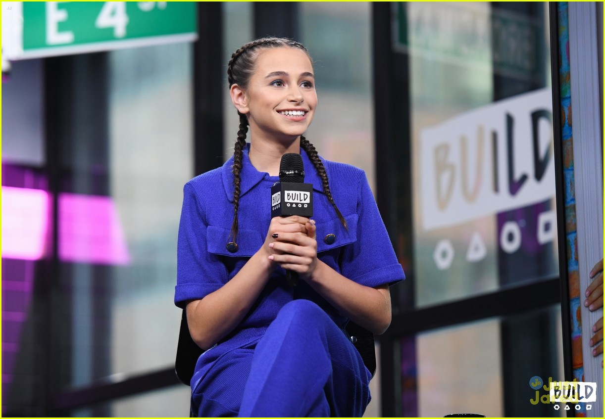 Sky Katz Dishes On How Her New Single 'Fall Back' Came Together Photo