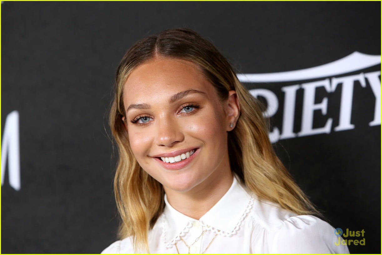 Full Sized Photo of maddie mackenzie ziegler variety yh party 11