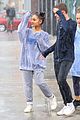ariana grande friends get drenched rain storm 09