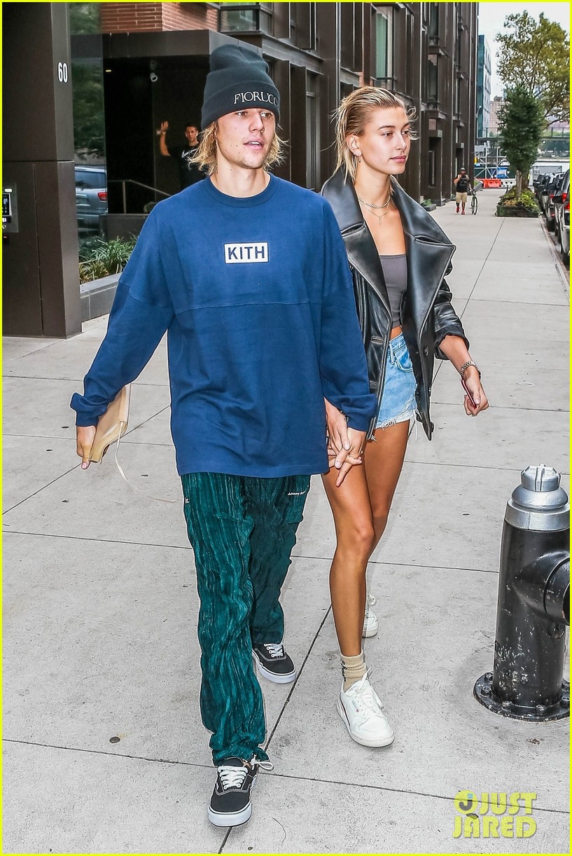 Justin Bieber & Hailey Baldwin Emerge After Denying Wedding Rumors ...