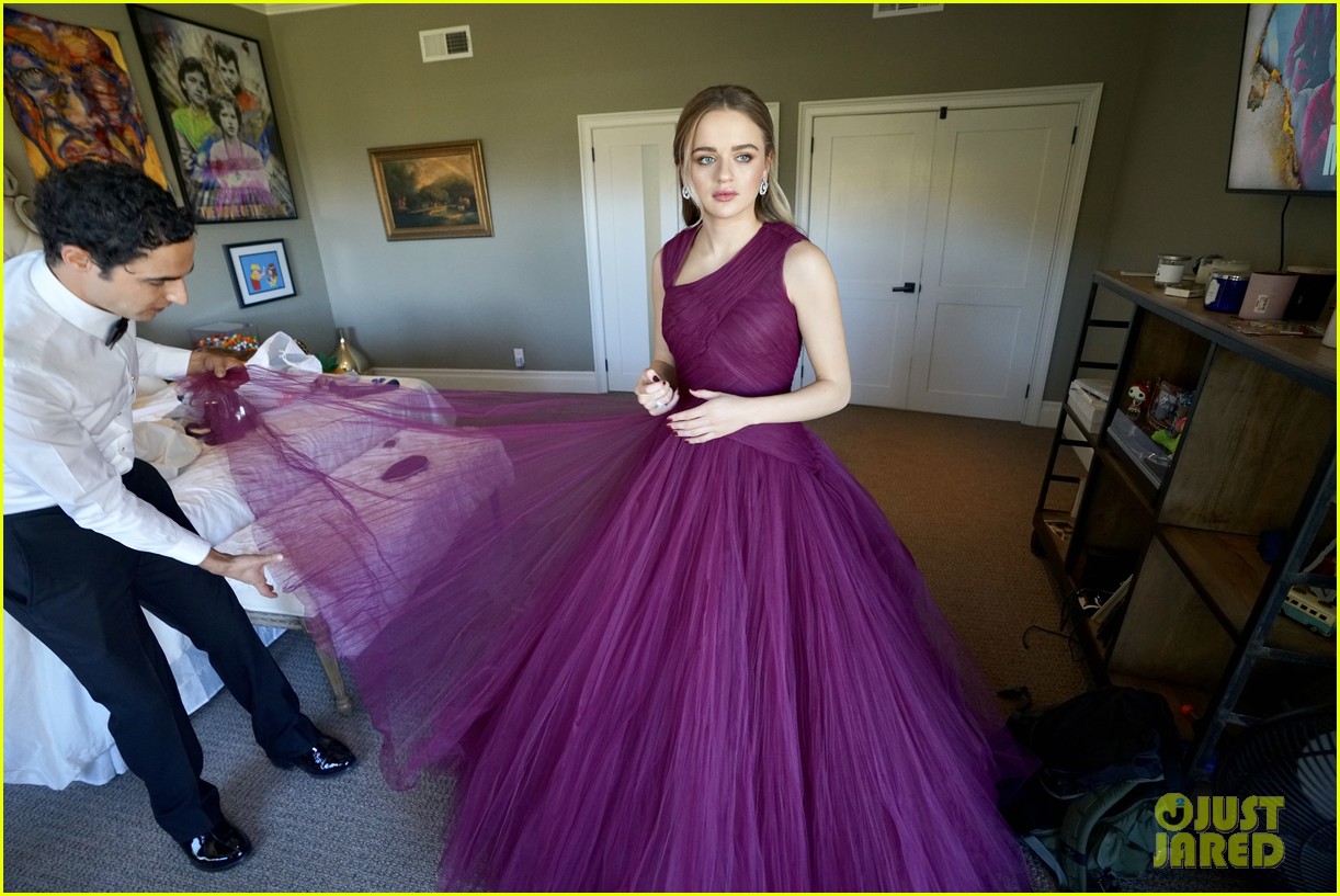 Joey King Gets Ready for the Emmys 2018 in These Exclusive Photos
