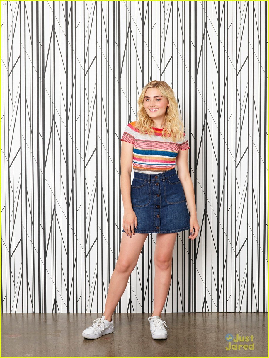 Meg Donnelly's ABC Series 'American Housewife' Returns For Season 3