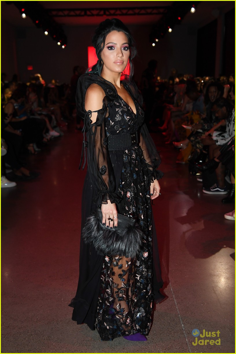 Niki Demartino Rocks Deep Blue Hair For Michael Costello Show At Nyfw Photo 1184204 Photo