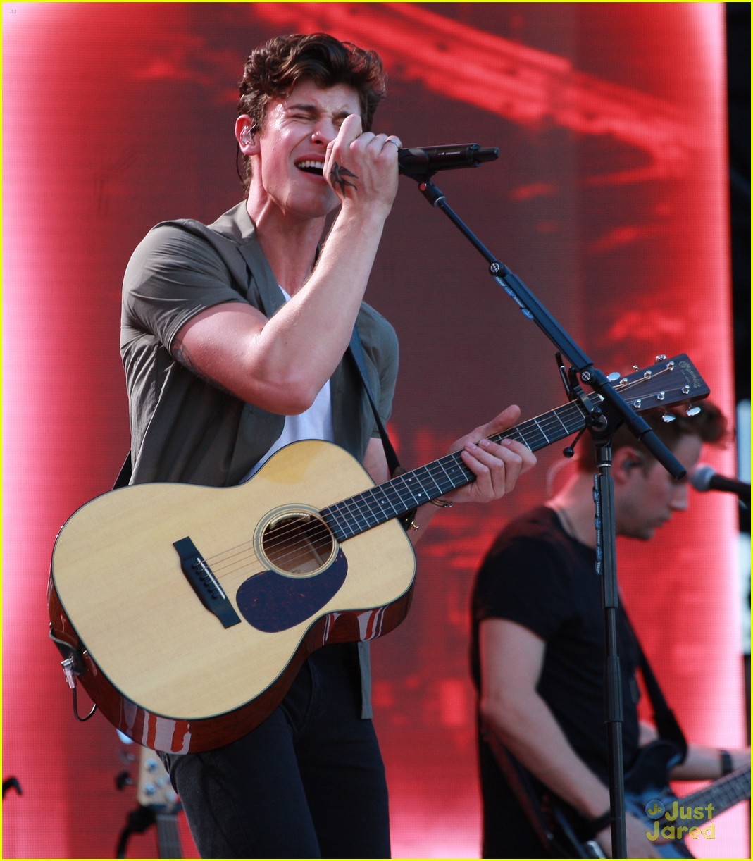 Shawn Mendes To Team Up With Zac Brown Band For CMT Crossroads Episode ...