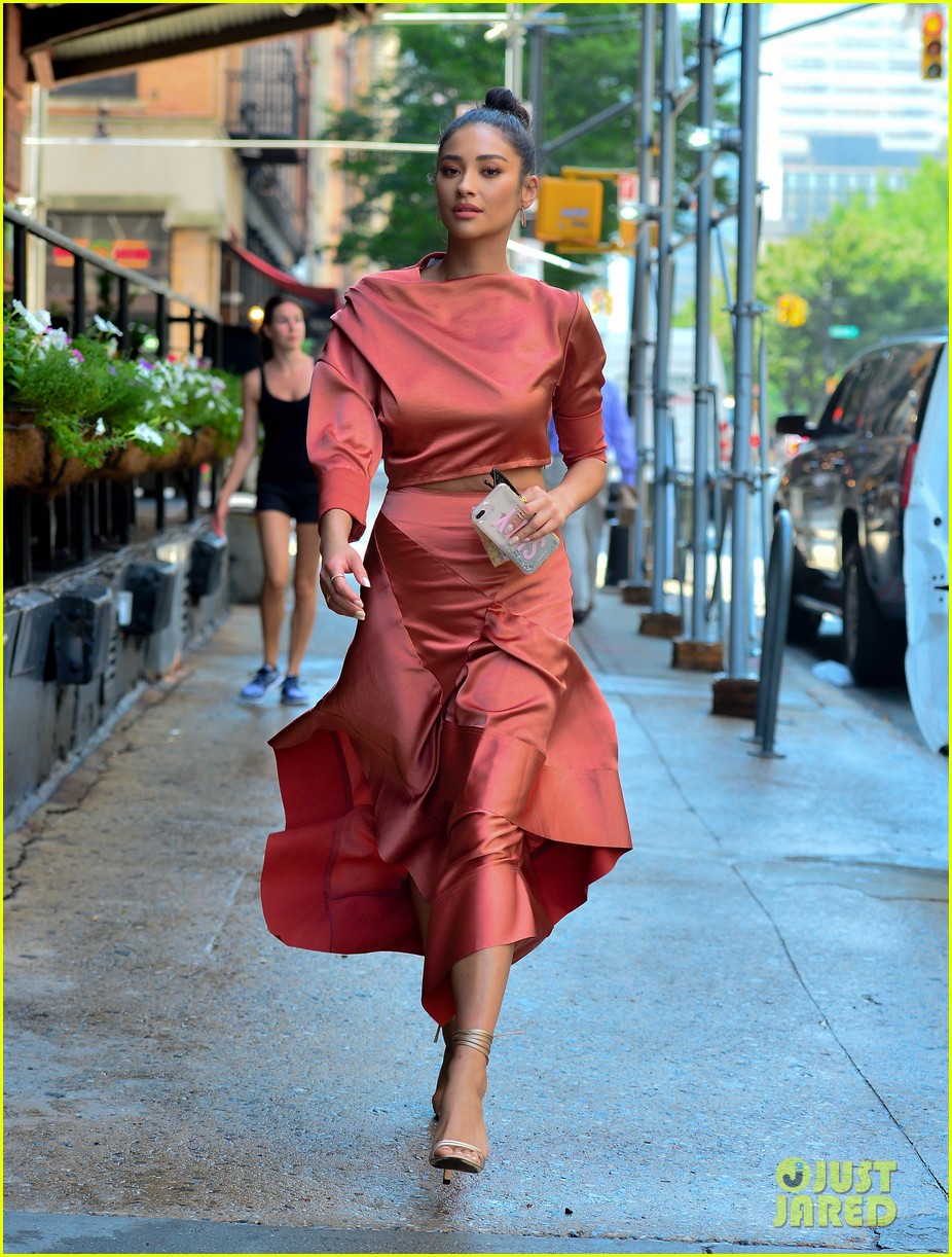Shay Mitchell Stuns in Copper Dress While Promoting 'You' in NYC ...