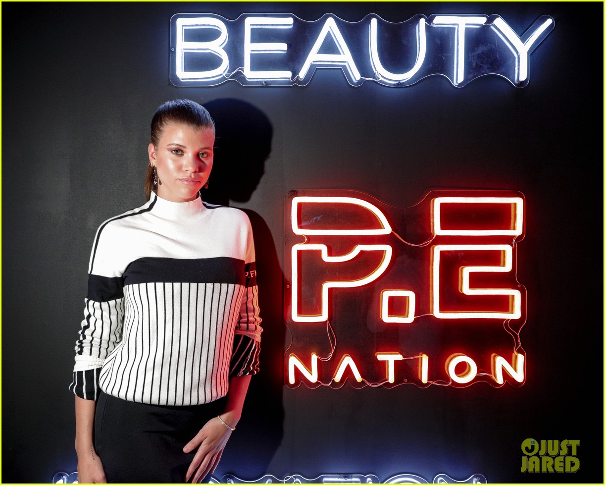 Full Sized Photo of victoria justice sofia richie celebrate pe nation