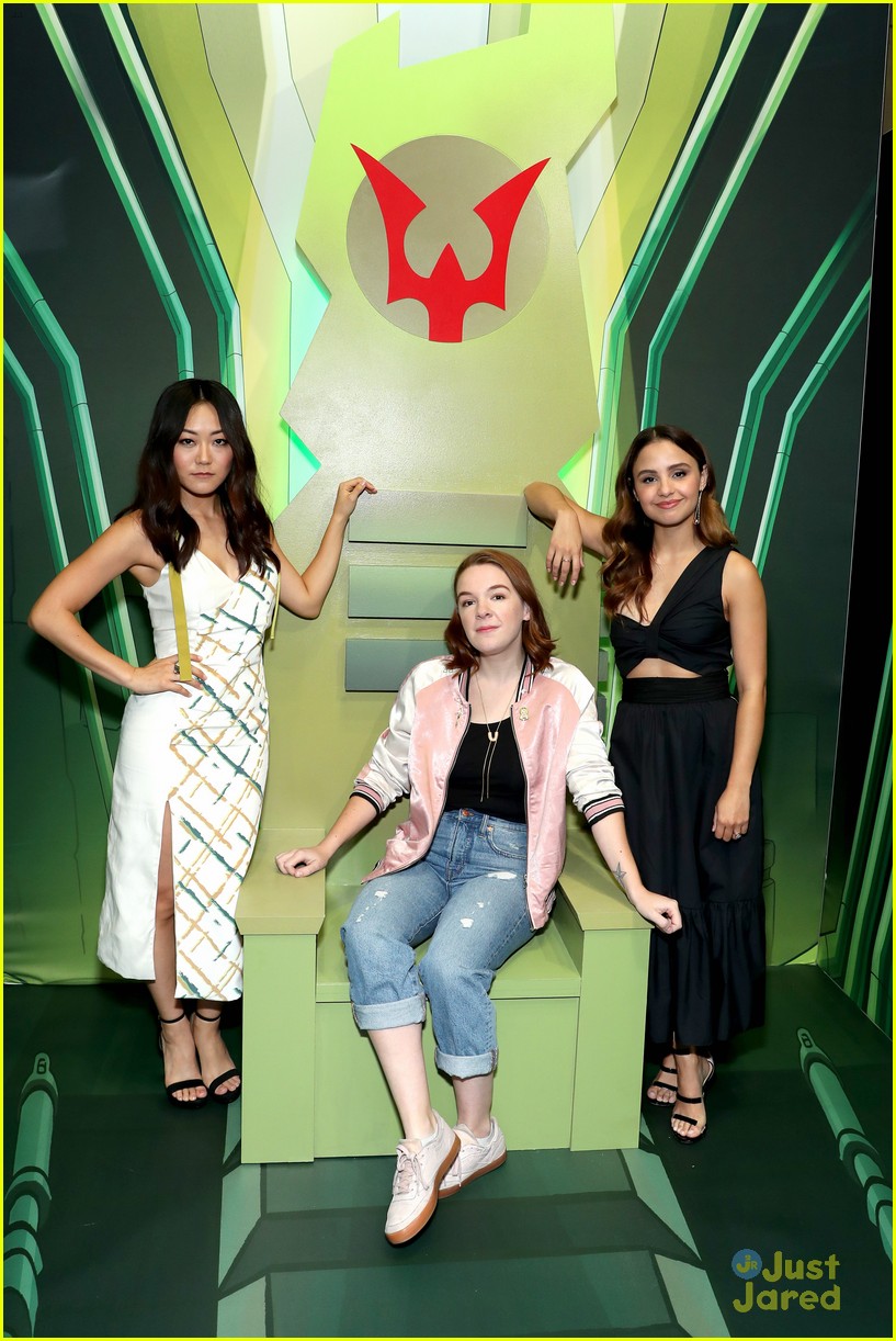 Aimee Carrero, Karen Fukuhara & Marcus Scribner Premiere First 'She-Ra