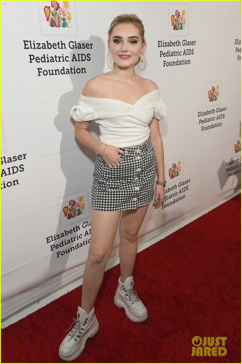 Meg Donnelly & Ariel Winter Are Celebrity Heroes at A Time For Heroes