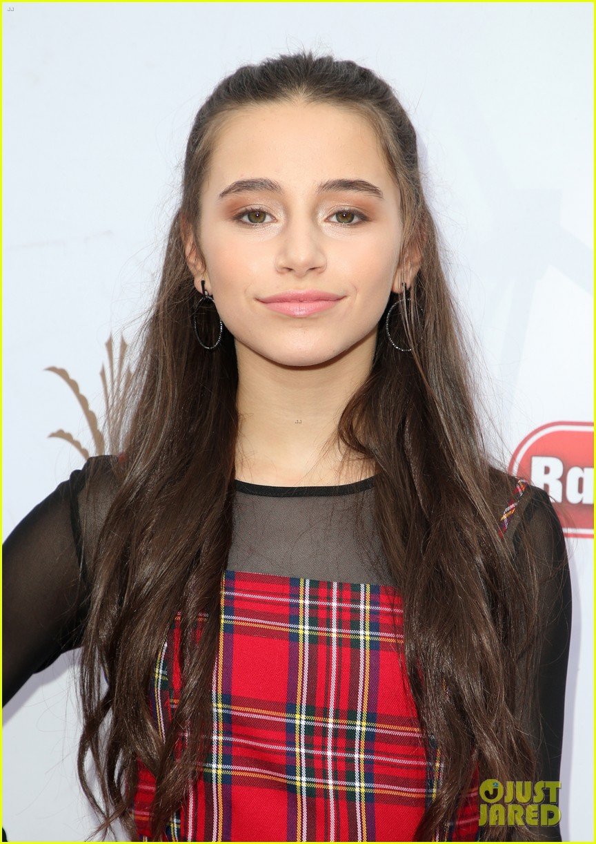 Full Sized Photo of peyton elizabeth lee sky katz support asher angel