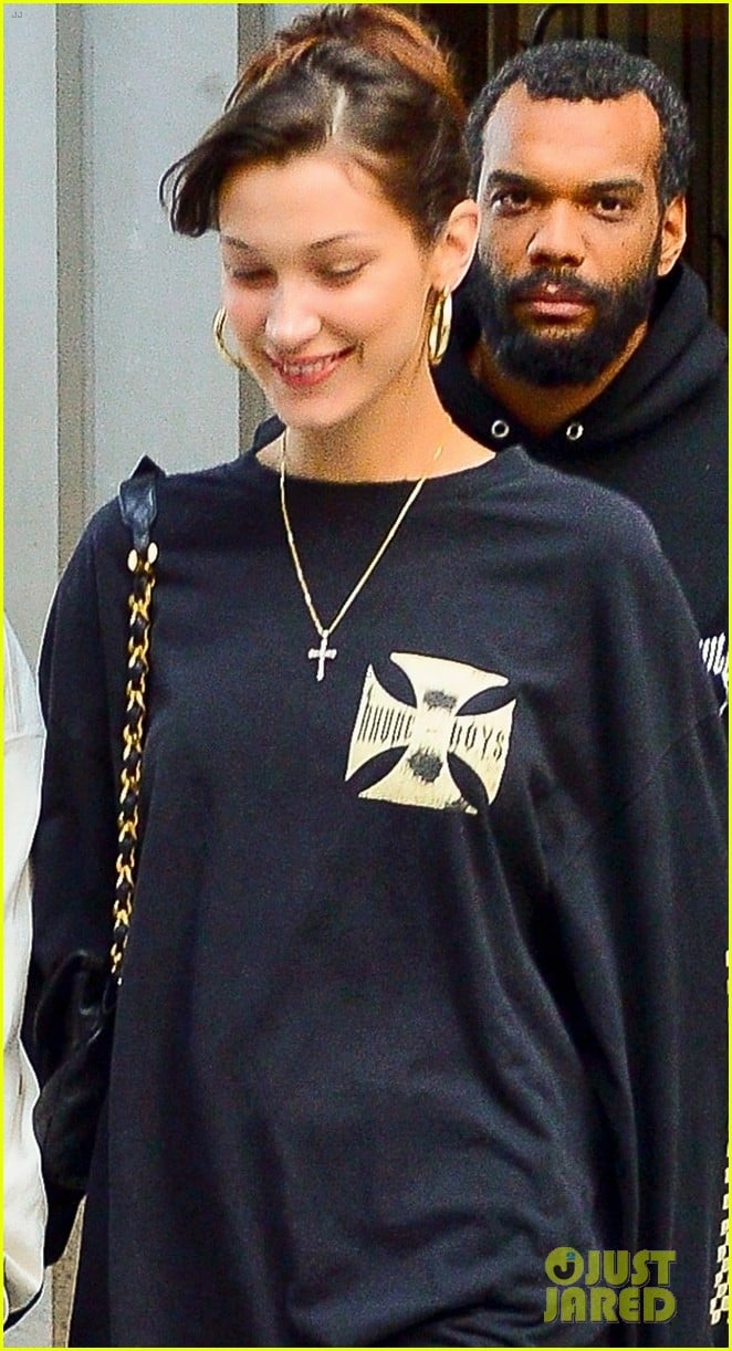 Full Sized Photo of bella hadid the weeknd nyc october 2018 05 | The ...