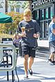 justin bieber brings starbucks along for his hike 72