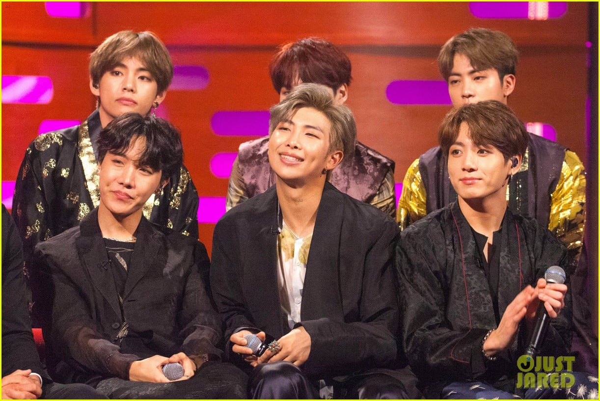 bts visit graham norton show as they announce burn the stage movie03