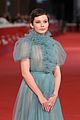 cailee spaeny blue valentino gown rome 01