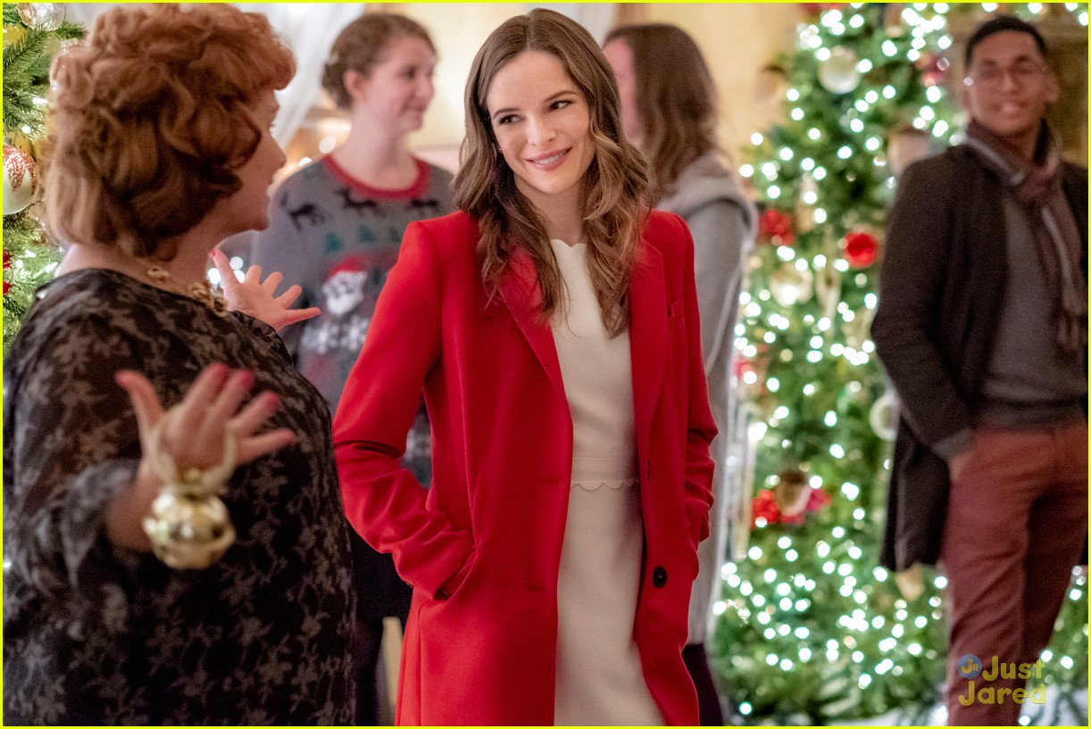 See All The Pics From Danielle Panabaker's Hallmark Movie 'christmas 