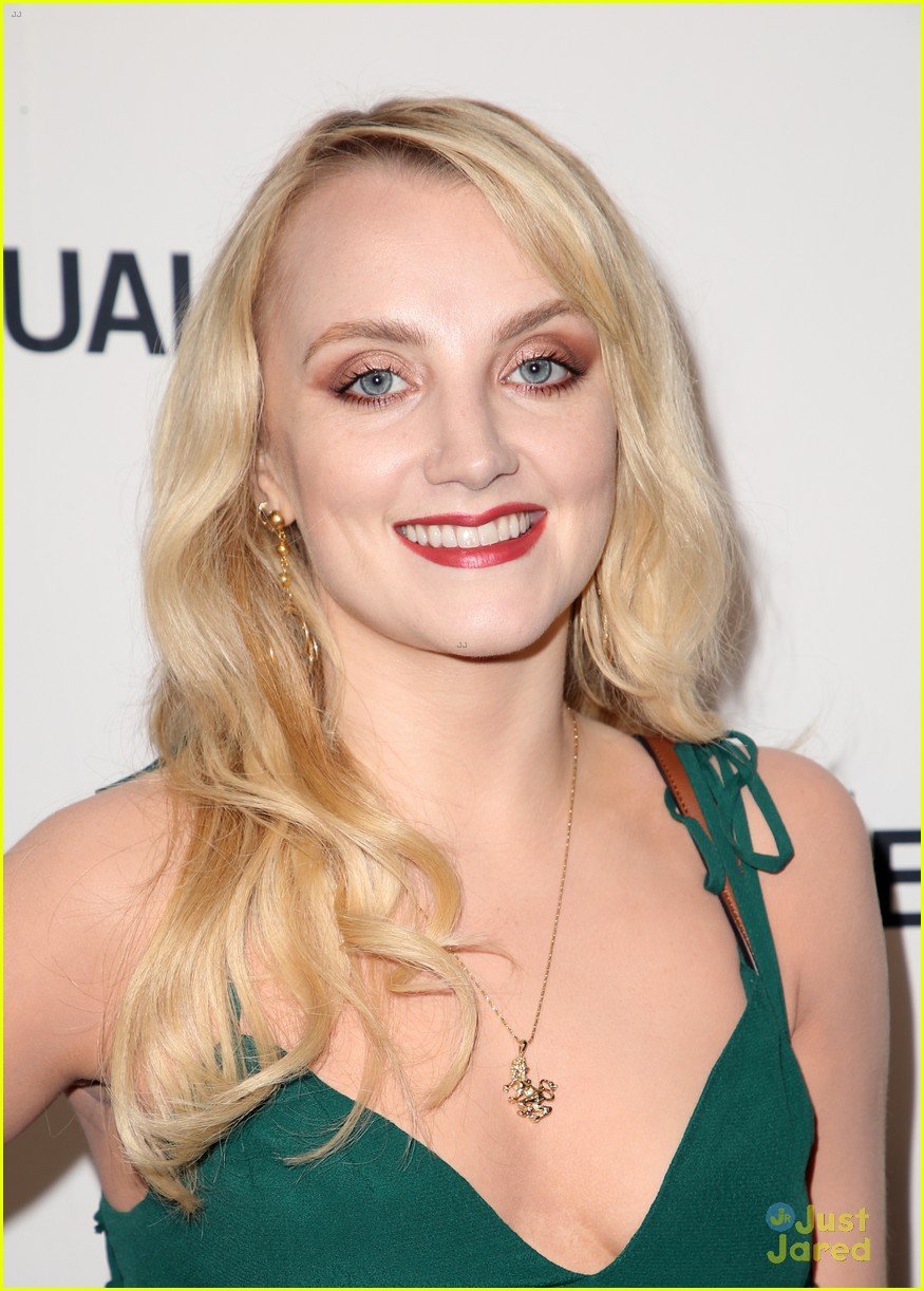 evanna lynch daniella violett crimes talk animal gala 12