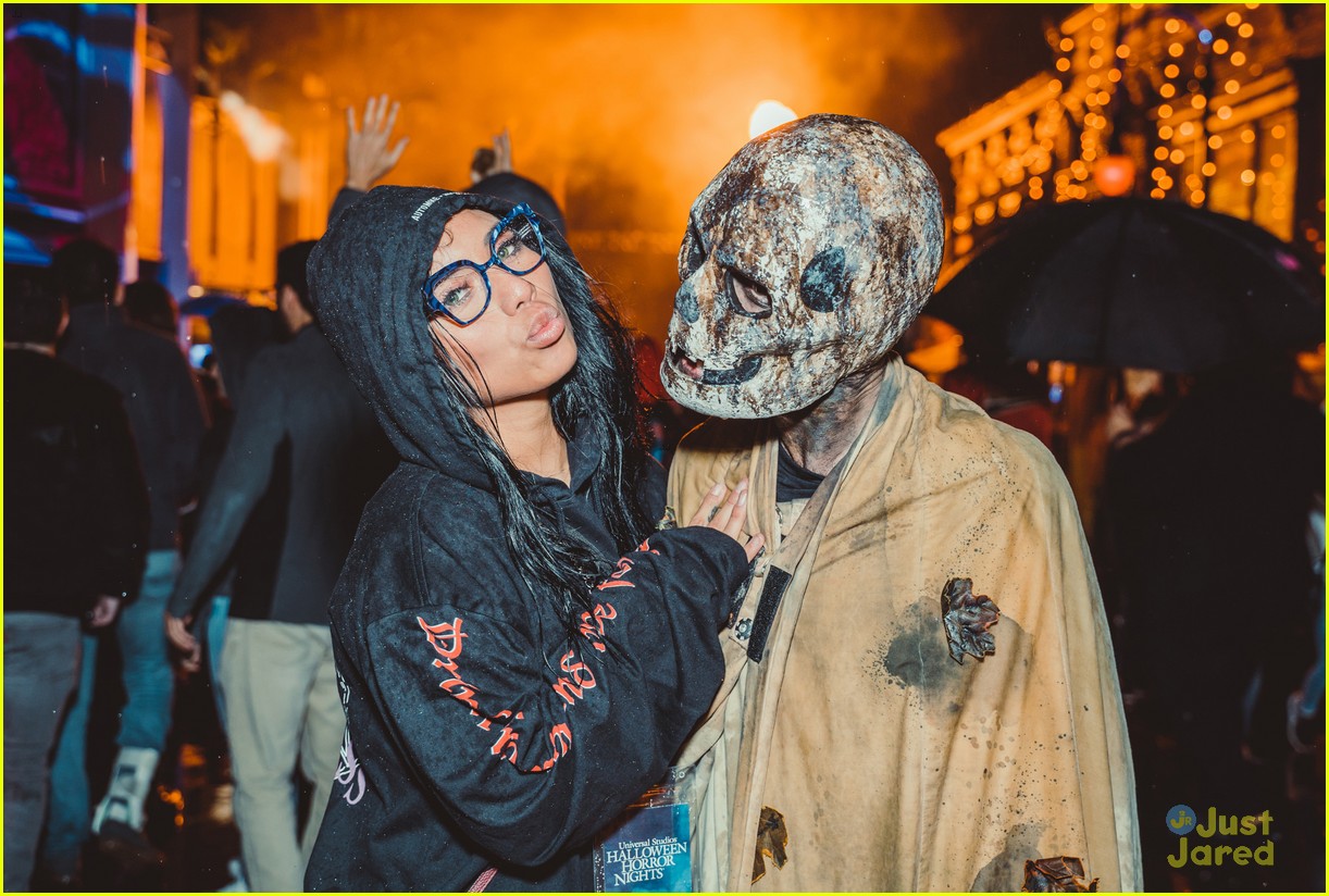 peyton lee ariel winter liz gillies hhn pics 14
