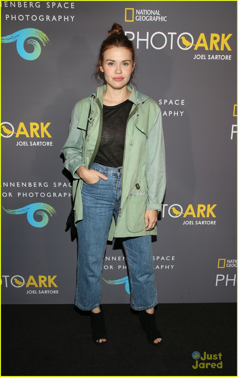 Holland Roden Celebrates Wildlife with National Geographic at Photo Ark ...