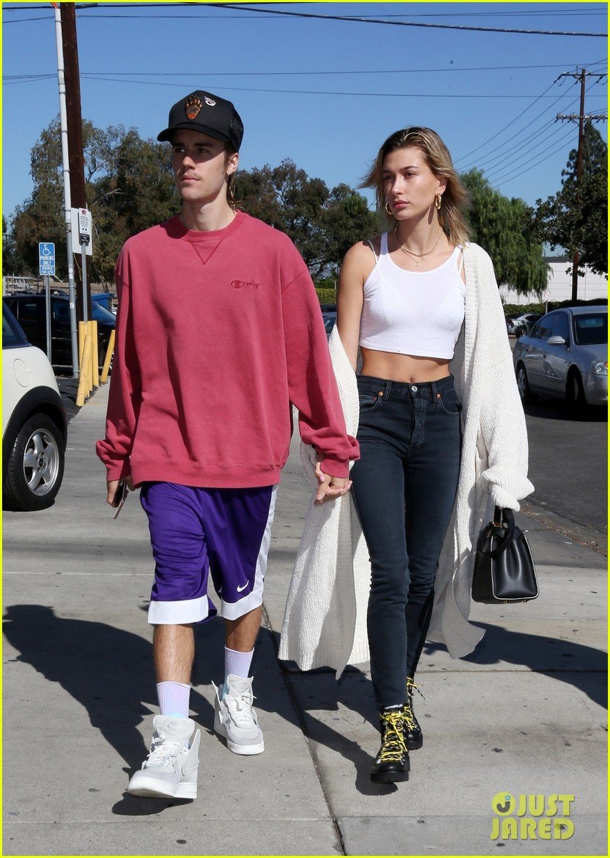 Justin Bieber & Hailey Baldwin Start Their Day at Patys! | Photo ...