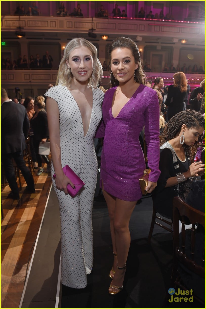 Full Sized Photo of kelsea ballerini danielle bradbery tori kelly more