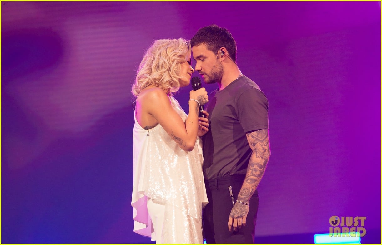 Liam Payne Reunites with Rita Ora for a Performance in London! | Photo