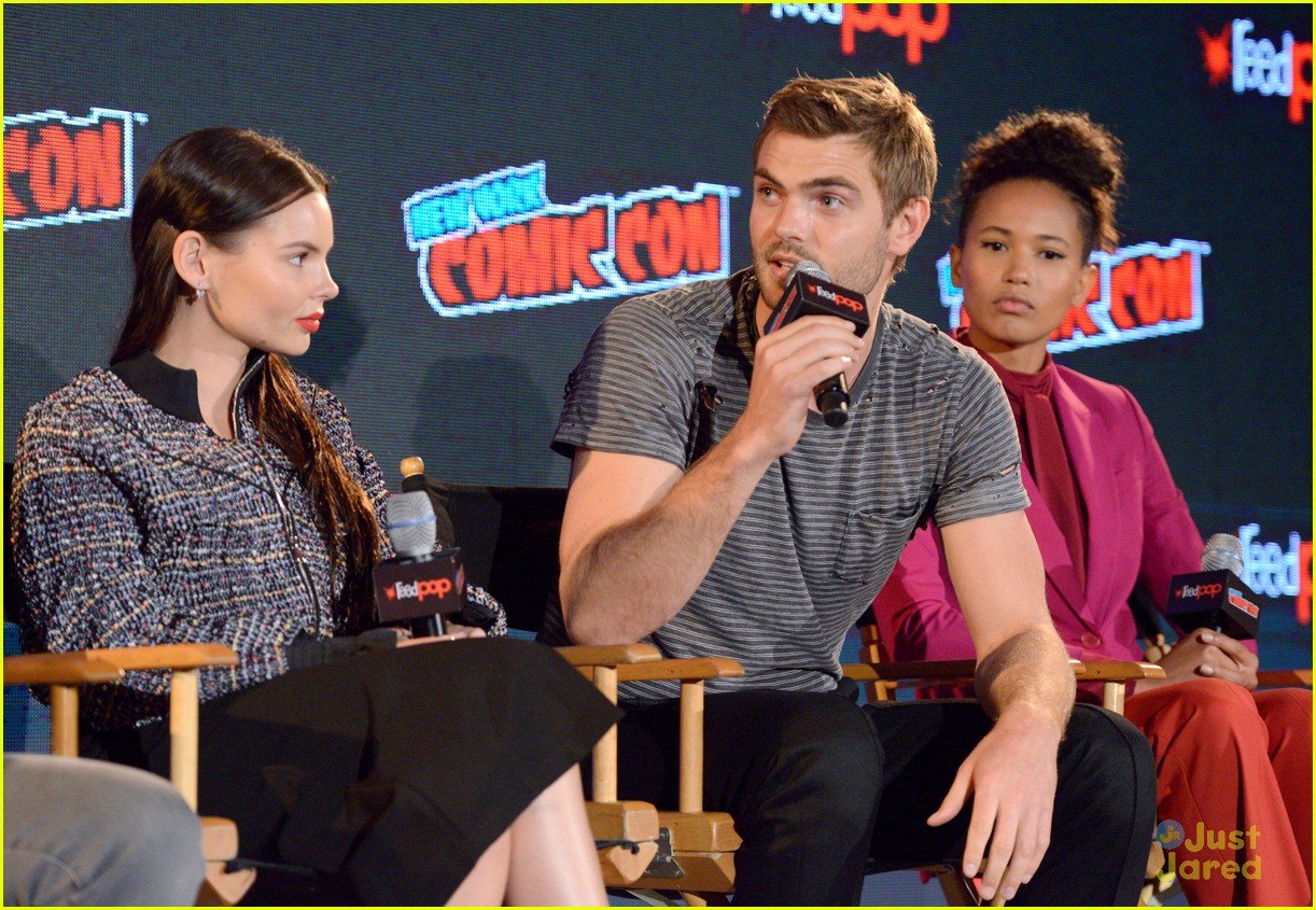 'Siren' Cast Premieres Season Two Trailer at NYCC - Watch Now! | Photo