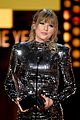 taylor swift teases the next chapter amas 07