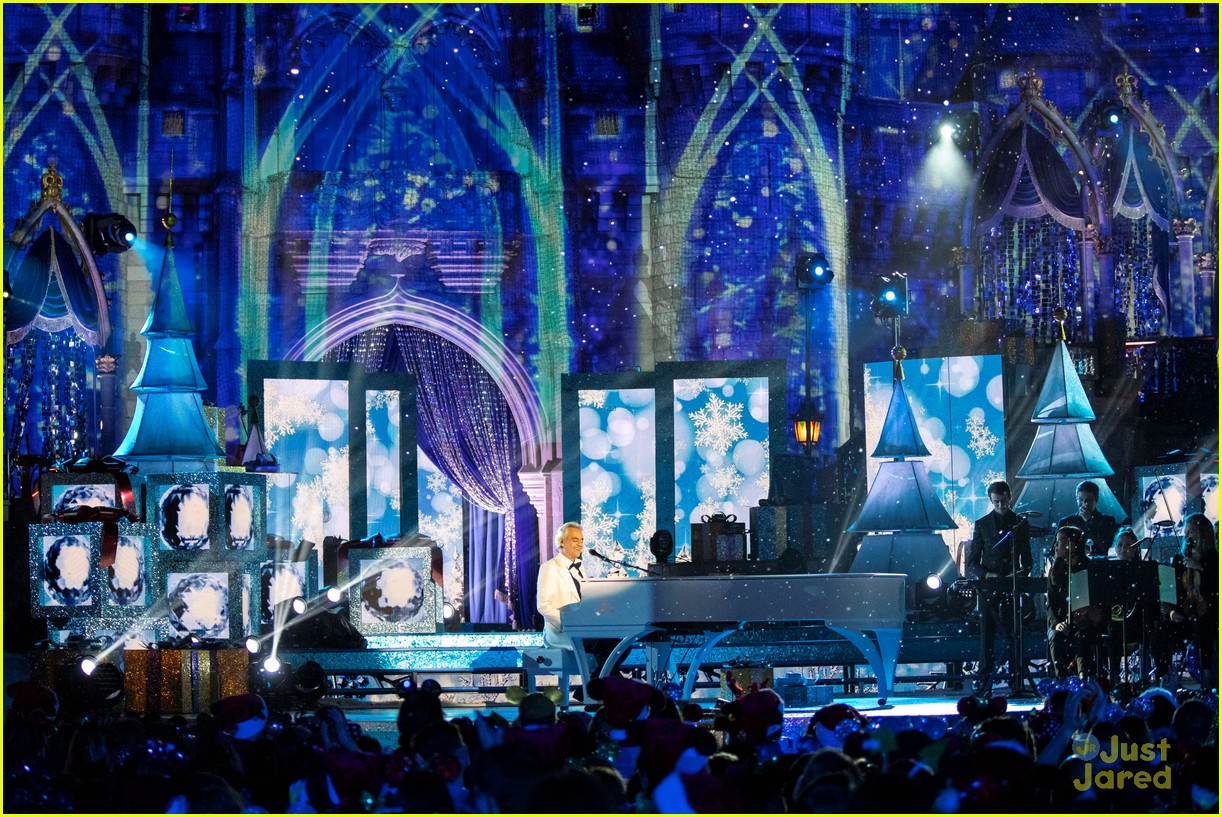 disney magical christmas event pics 11