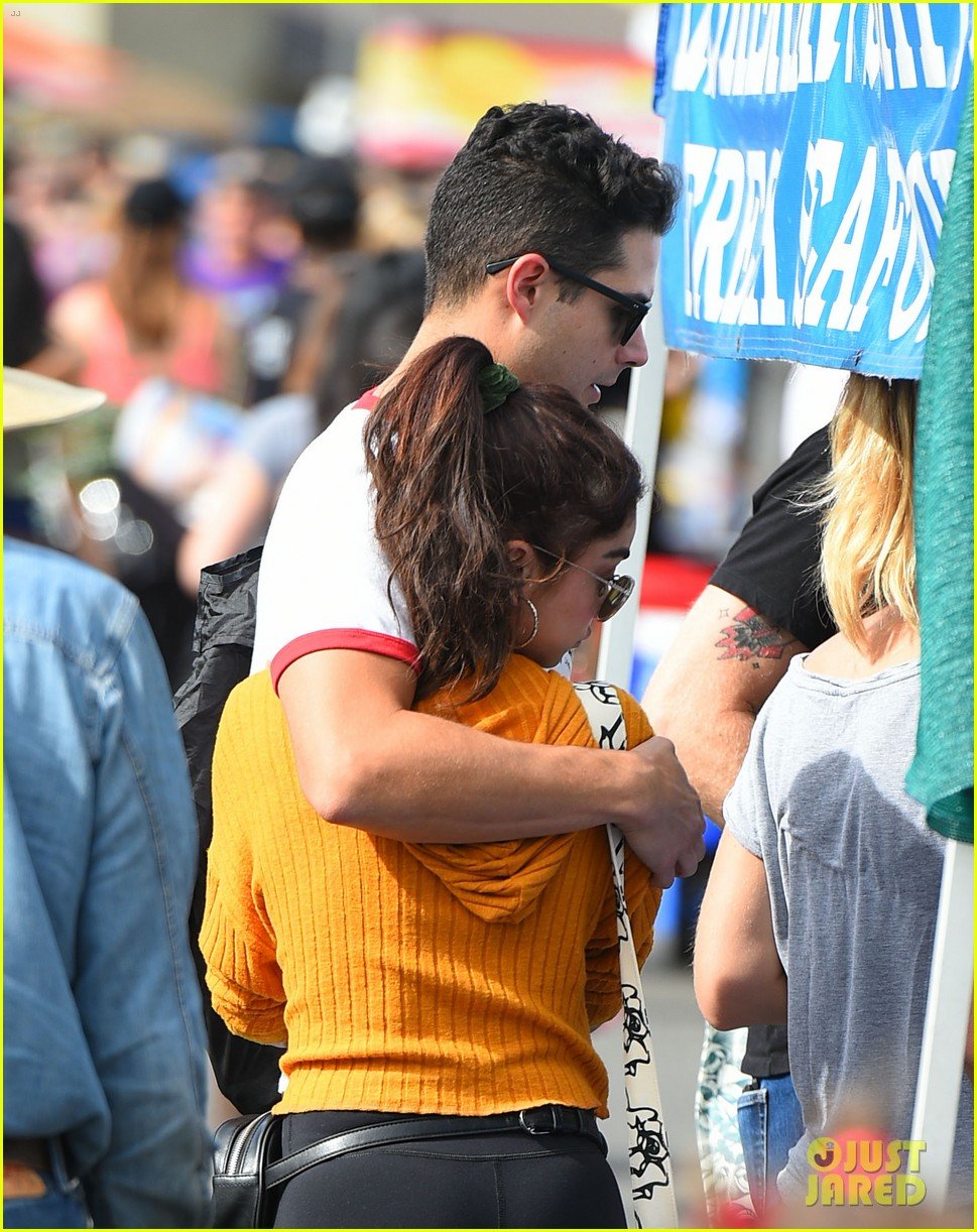 Sarah Hyland & Boyfriend Wells Adams Hold Hands at the Farmers Market