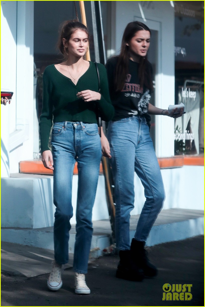 Full Sized Photo of kendall jenner kaia gerber girls day 29 | Kaia