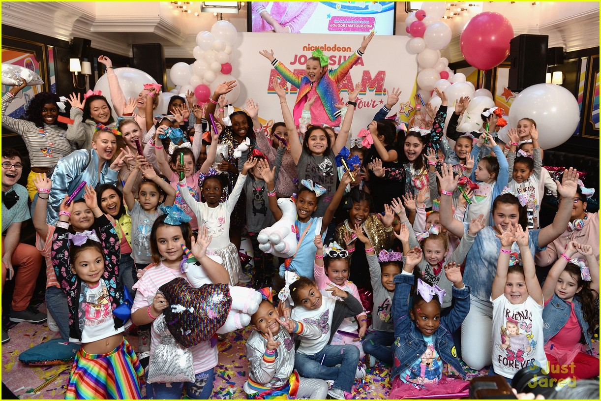 Full Sized Photo of jojo siwa dream tour announcement event pics 18