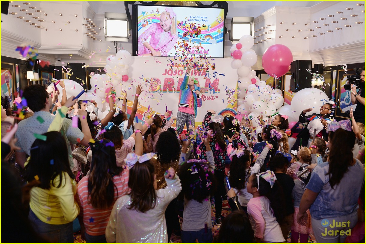 Full Sized Photo of jojo siwa dream tour announcement event pics 20