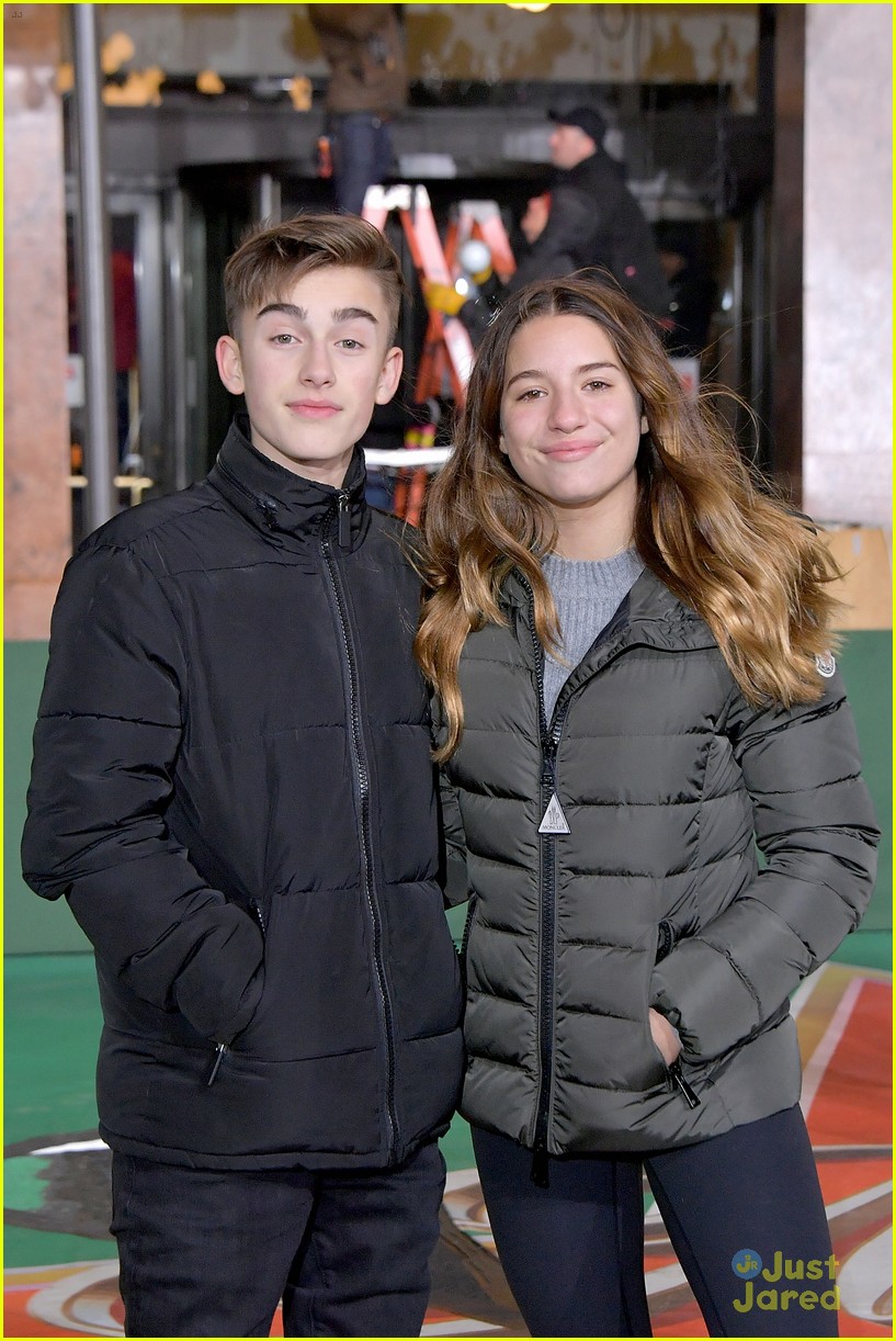 Full Sized Photo of kenzie ziegler johnny orlando macys rehearsals 07