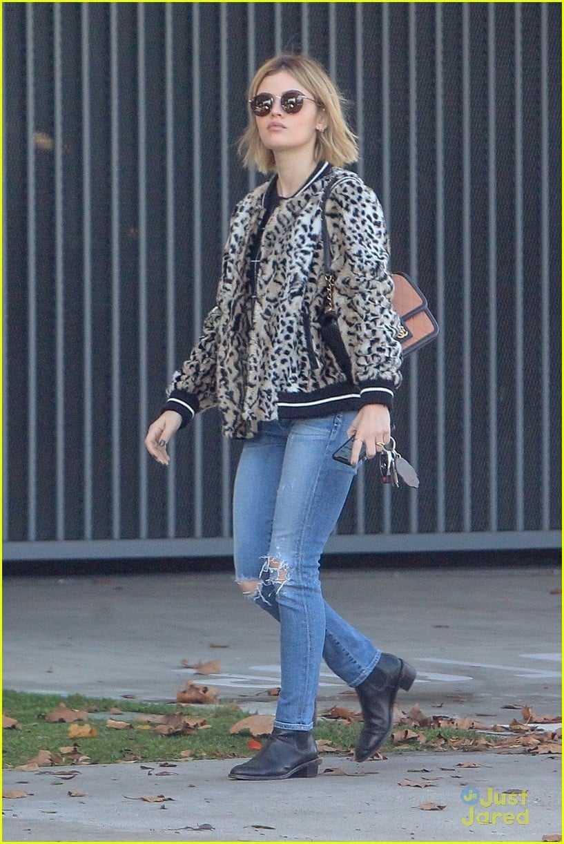 lucy hale ways fave disconnect 01