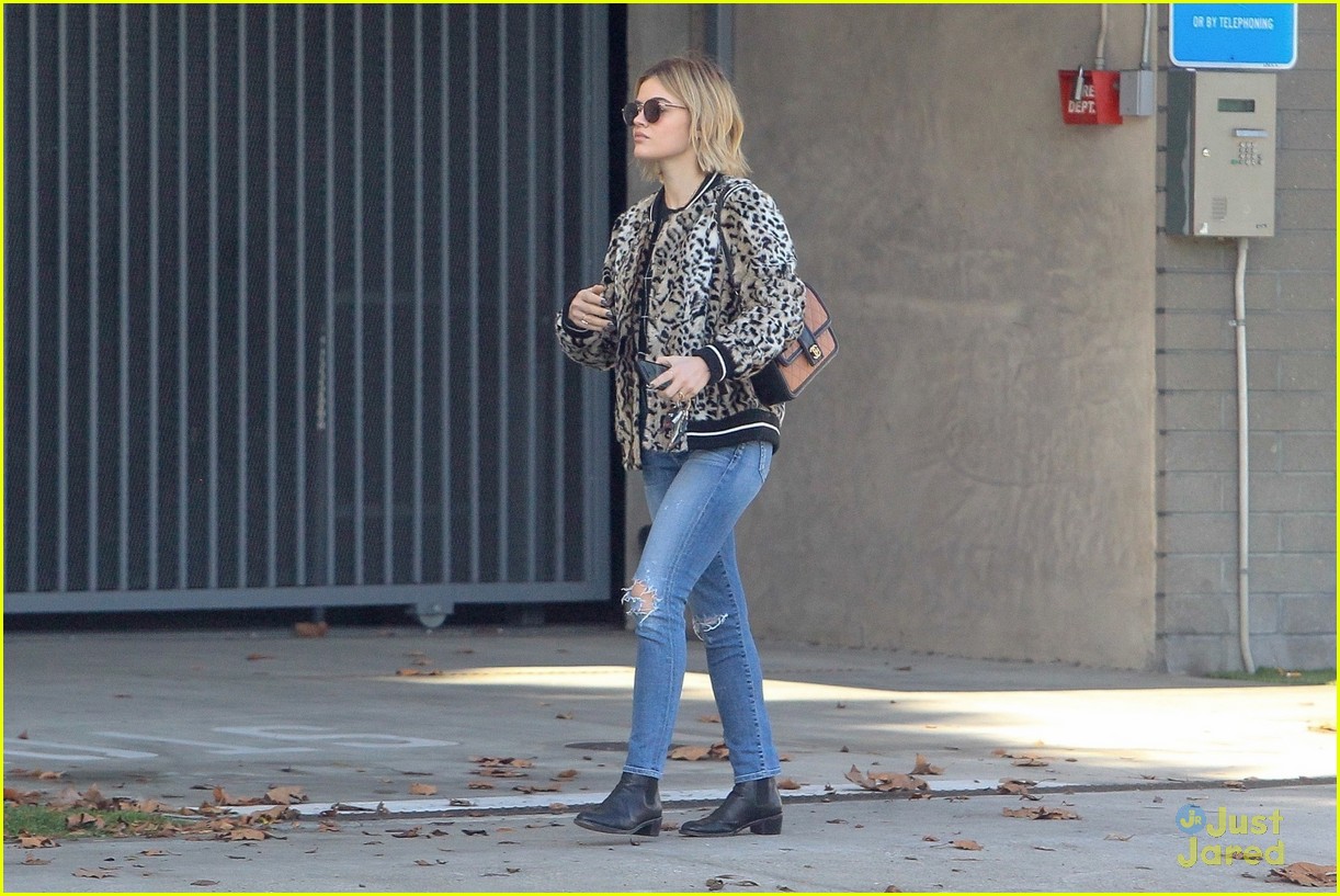 lucy hale ways fave disconnect 03