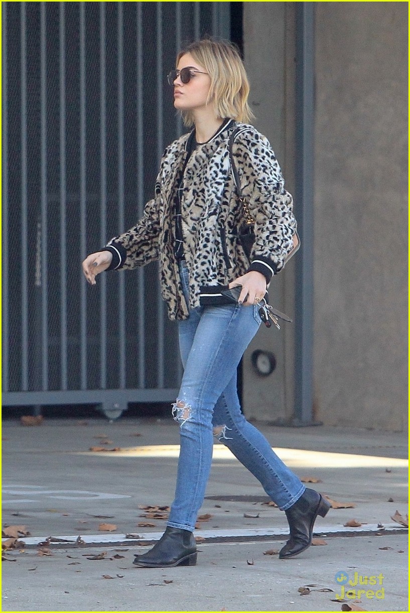 lucy hale ways fave disconnect 04
