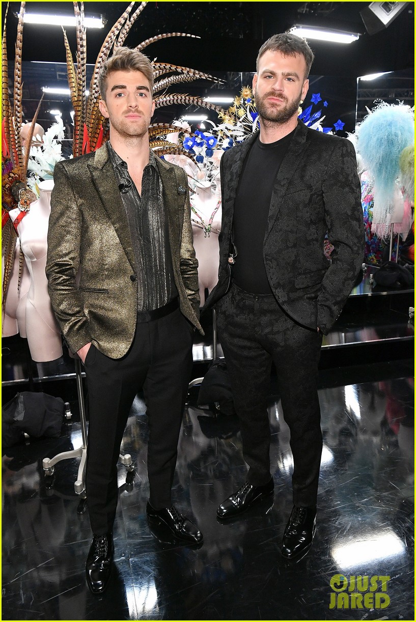 Victoria's Secret Fashion Show Features Performances from Shawn Mendes & Kelsea Ballerini