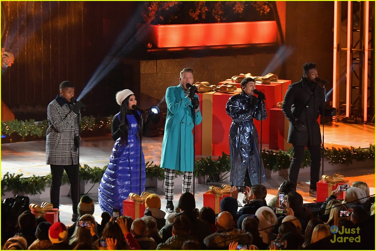 Pentatonix Host Private Christmas Concert at SiriusXM in NYC Photo