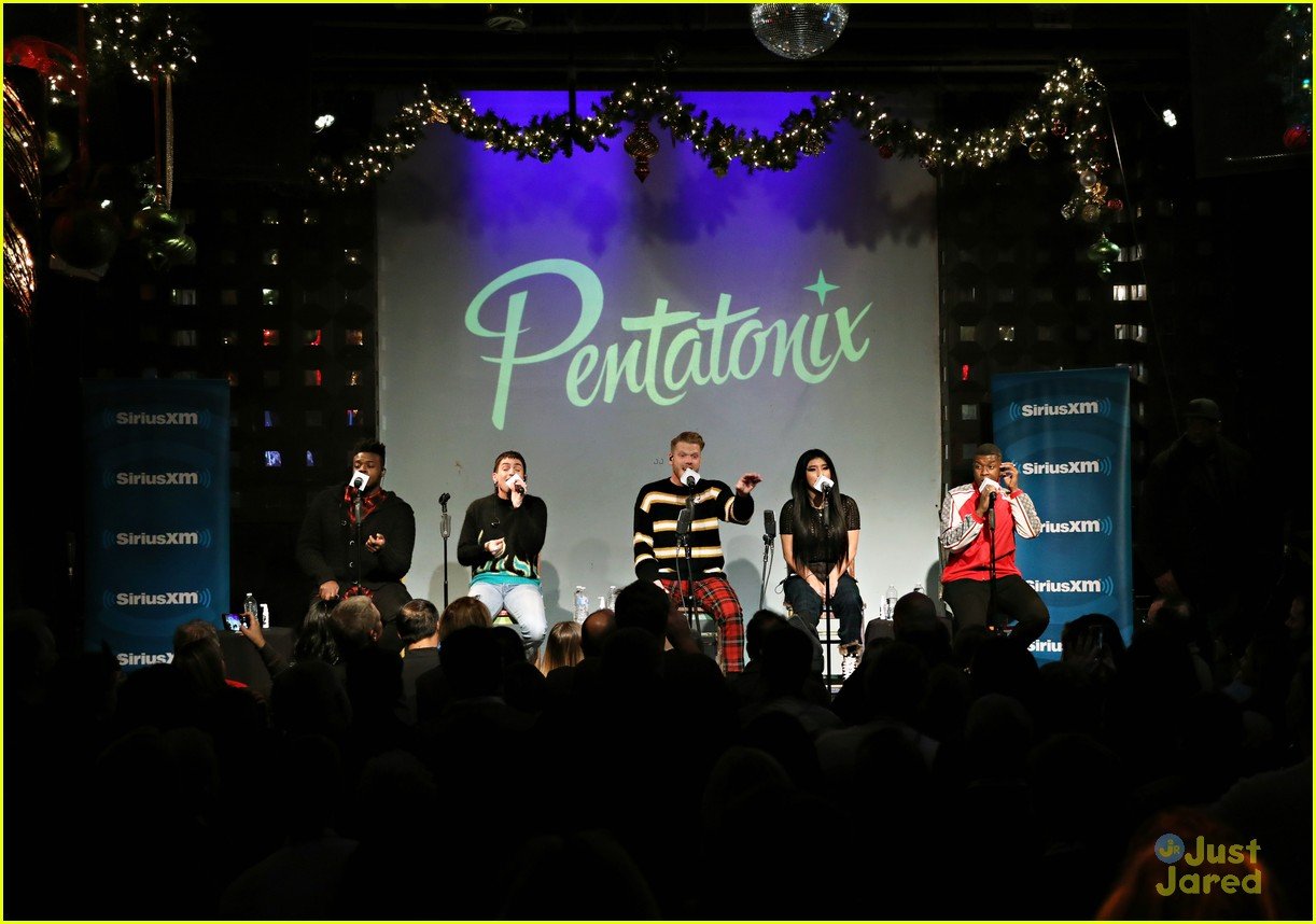 Pentatonix Host Private Christmas Concert At SiriusXM In NYC | Photo ...