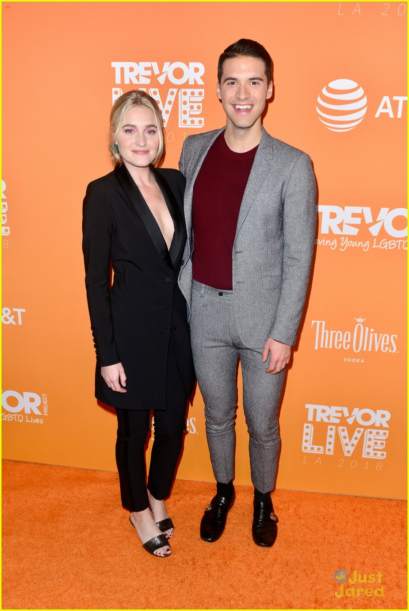 amandla stenberg lauren jauregui trevorlive event 02