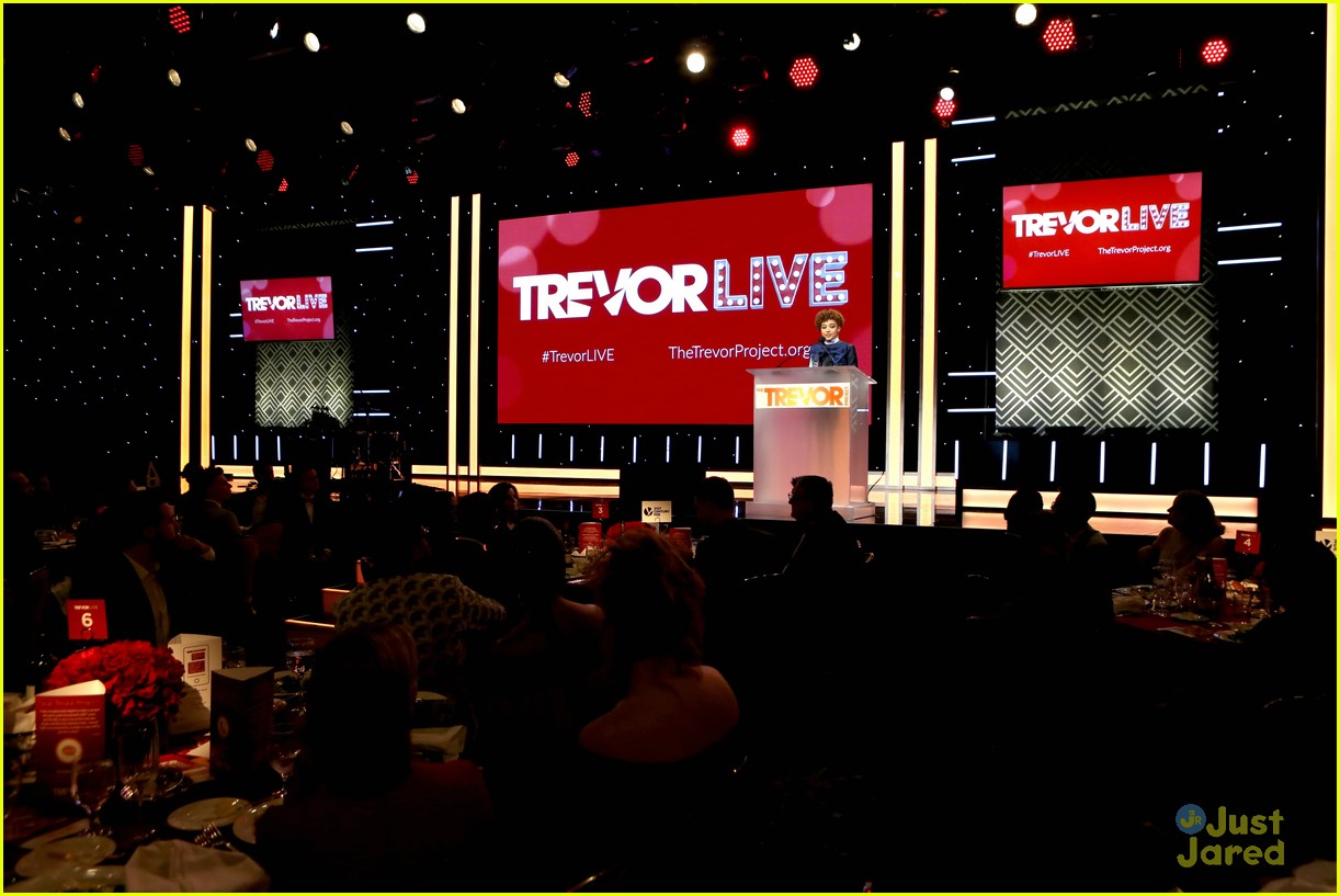 amandla stenberg lauren jauregui trevorlive event 27