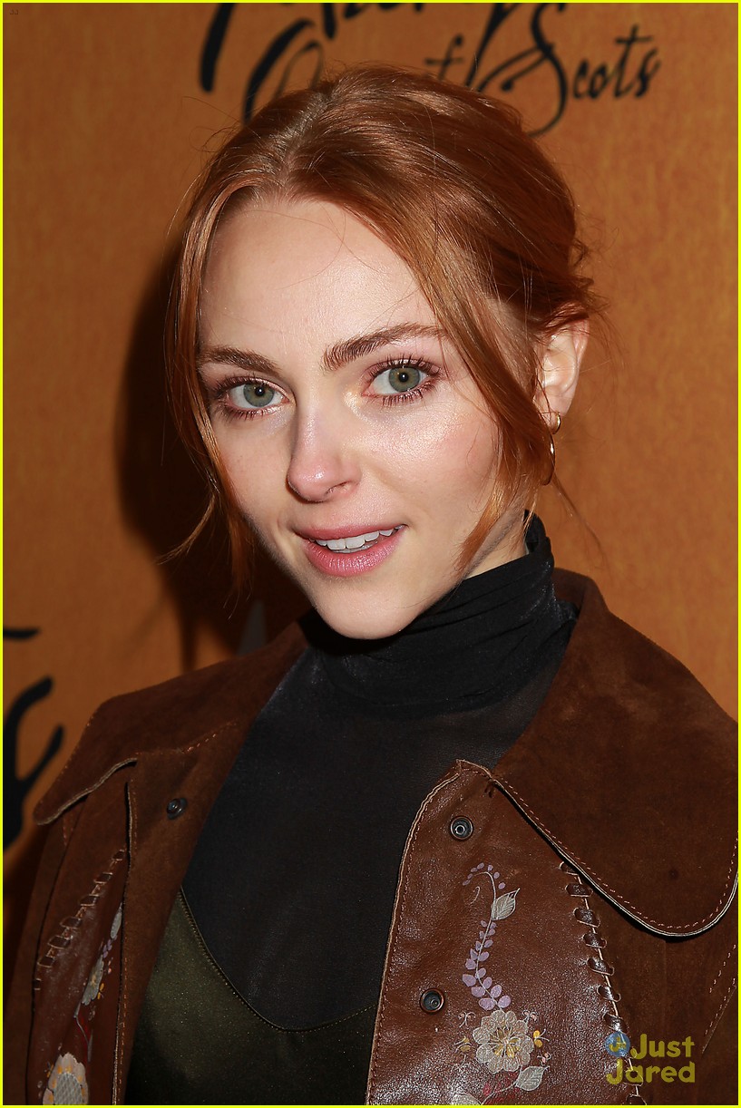 AnnaSophia Robb Supports Saoirse Ronan at 'Mary Queen of Scots