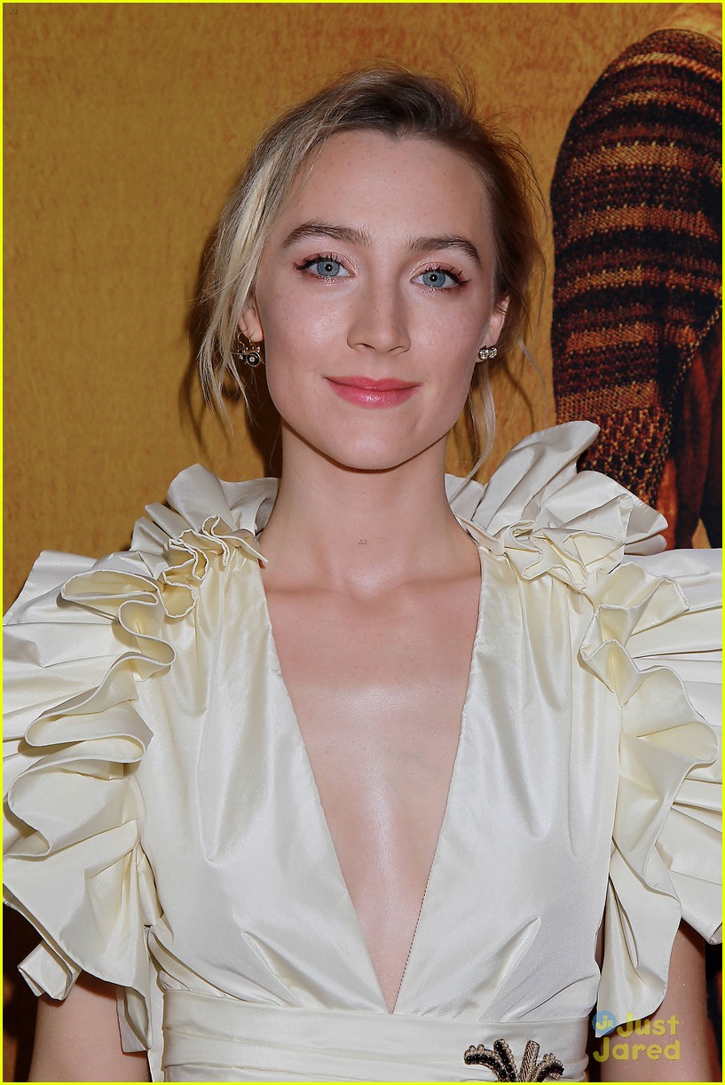 AnnaSophia Robb Supports Saoirse Ronan at 'Mary Queen of Scots