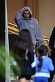 justin bieber steps out for a solo meal in la 01