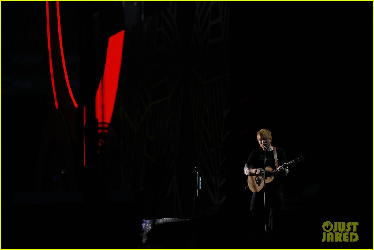 ed sheeran shares rare photo with wife cherry seaborn 07