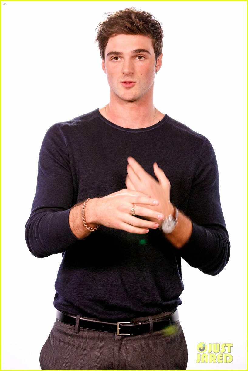 jacob elordi receives the imdb starmeter 2018 award 14