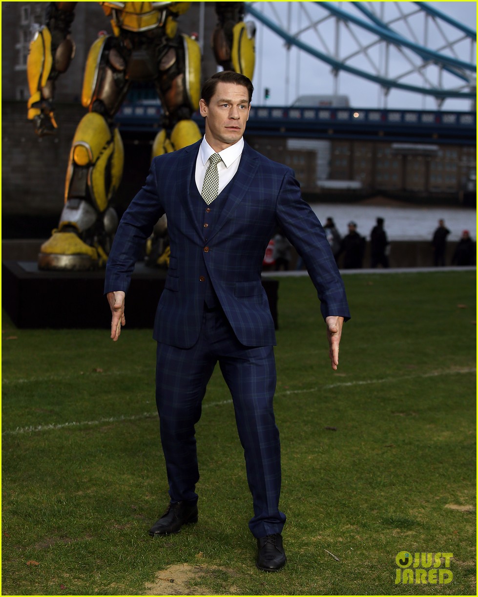 Full Sized Photo of hailee steinfeld john cena bumblebee photocall