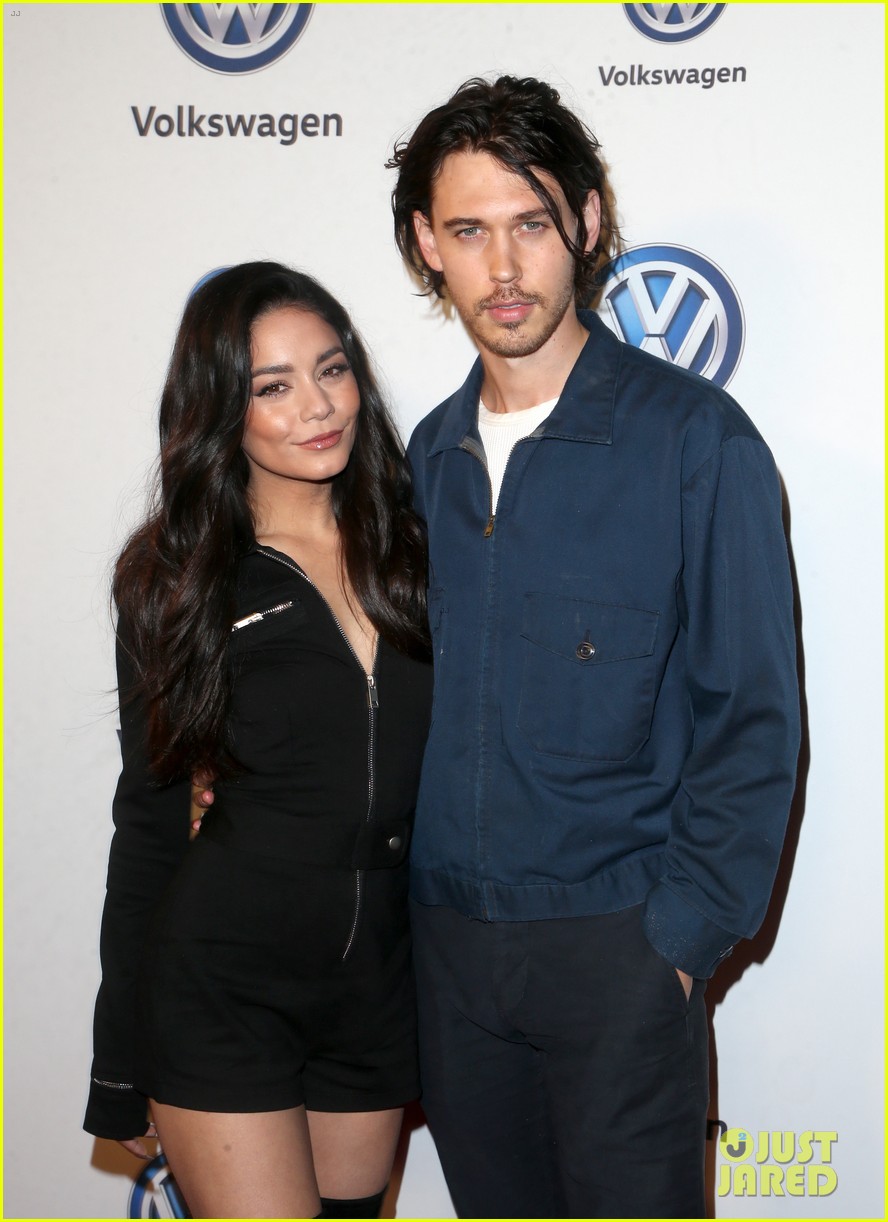 vanessa hudgens austin butler volkswagen event 04