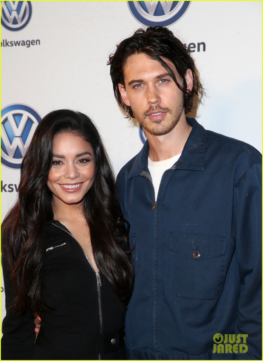 vanessa hudgens austin butler volkswagen event 06