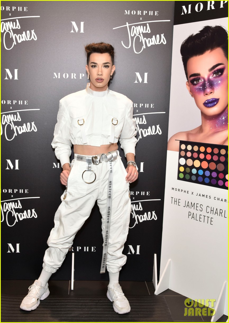 James Charles Looks Flawless For Meet & Greet in NY! | Photo 1203018 ...